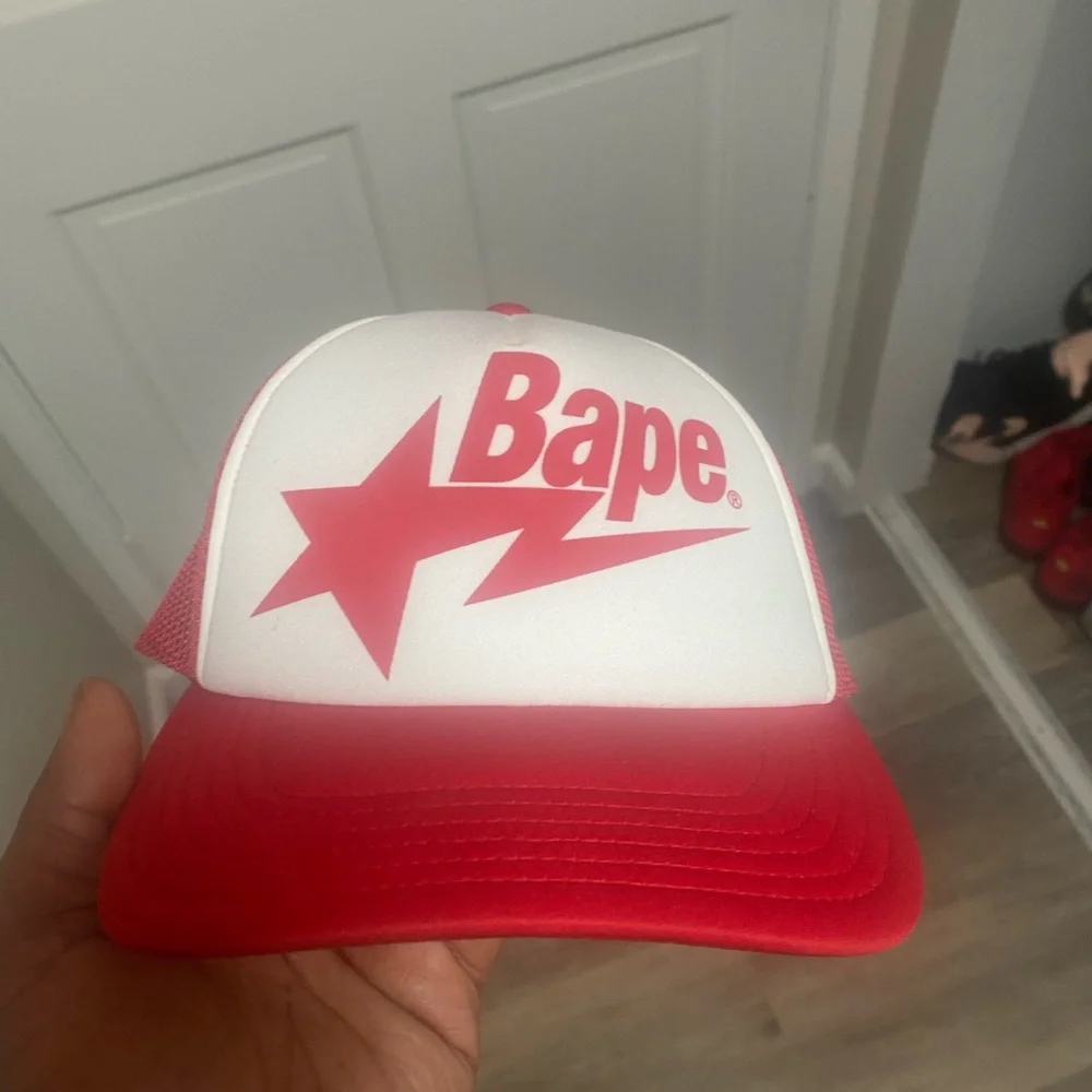 Bape Trucker Red - Picture 1 of 7